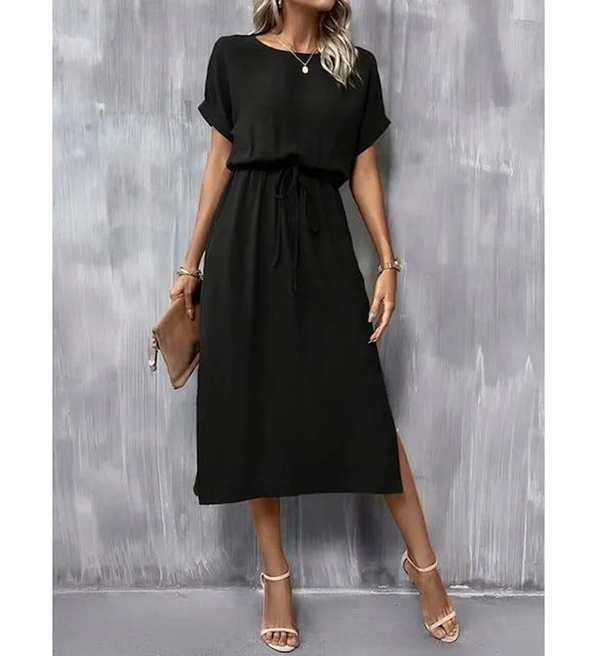 Kısa kollu Belden Bağlamalı Yırtmaçlı Viskon Elbise