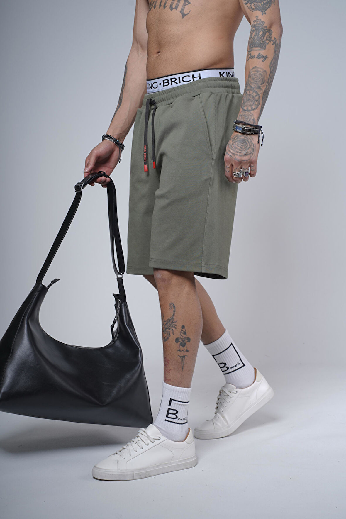 Beli Lastikli Cepli Regular Kalıp Erkek Şort Bermuda