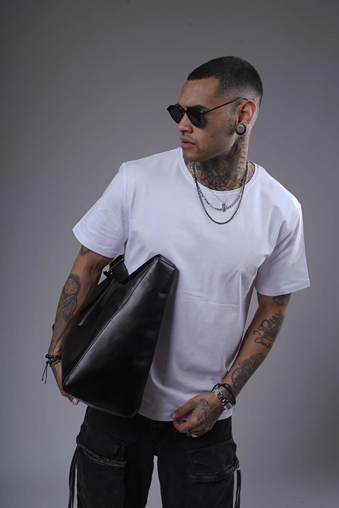 Bisiklet Yaka Likralı Düz Basic Erkek Regular Kalıp Tişört