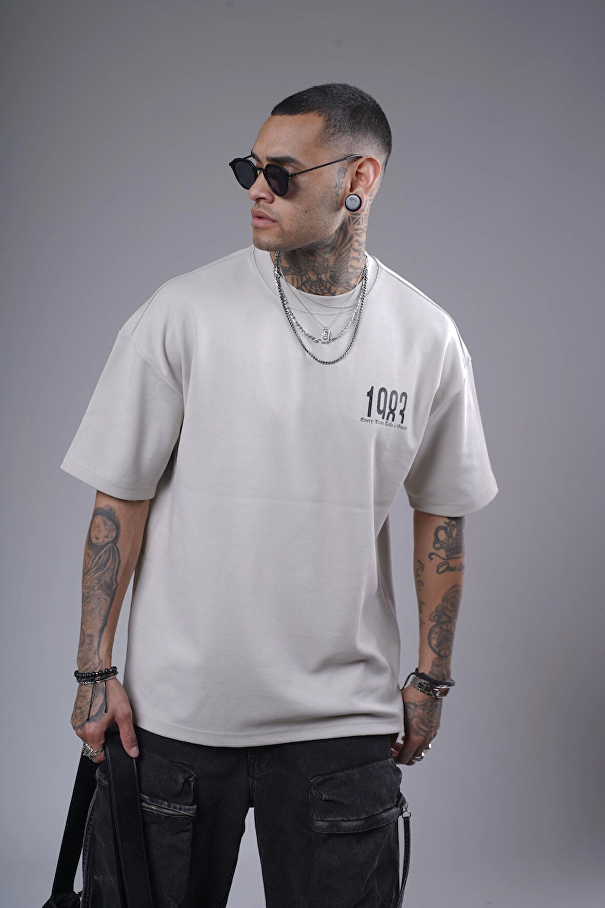 Oversize Kalıp 1983 Yazılı Baskılı Unisex Tişört