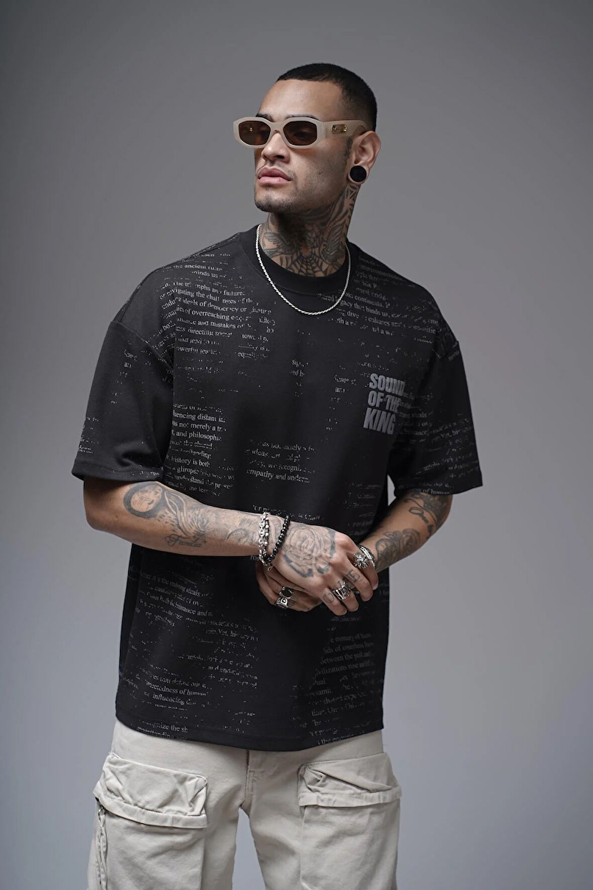 Bisiklet Yaka Silik Baskı Detaylı Unisex Oversize Kalıp Tişört