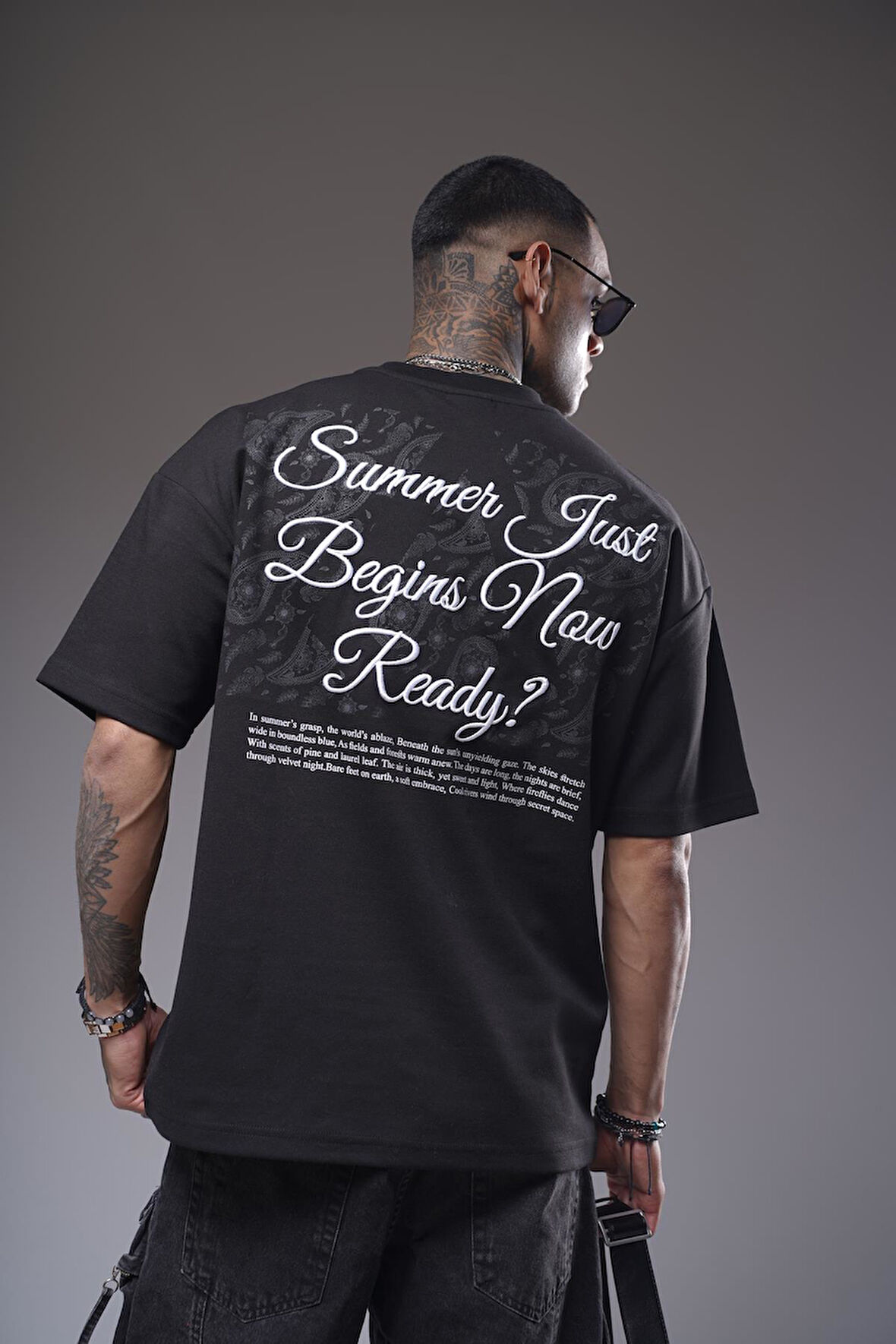 Baskılı Nakış Detaylı Oversize Kalıp Unisex Tişört