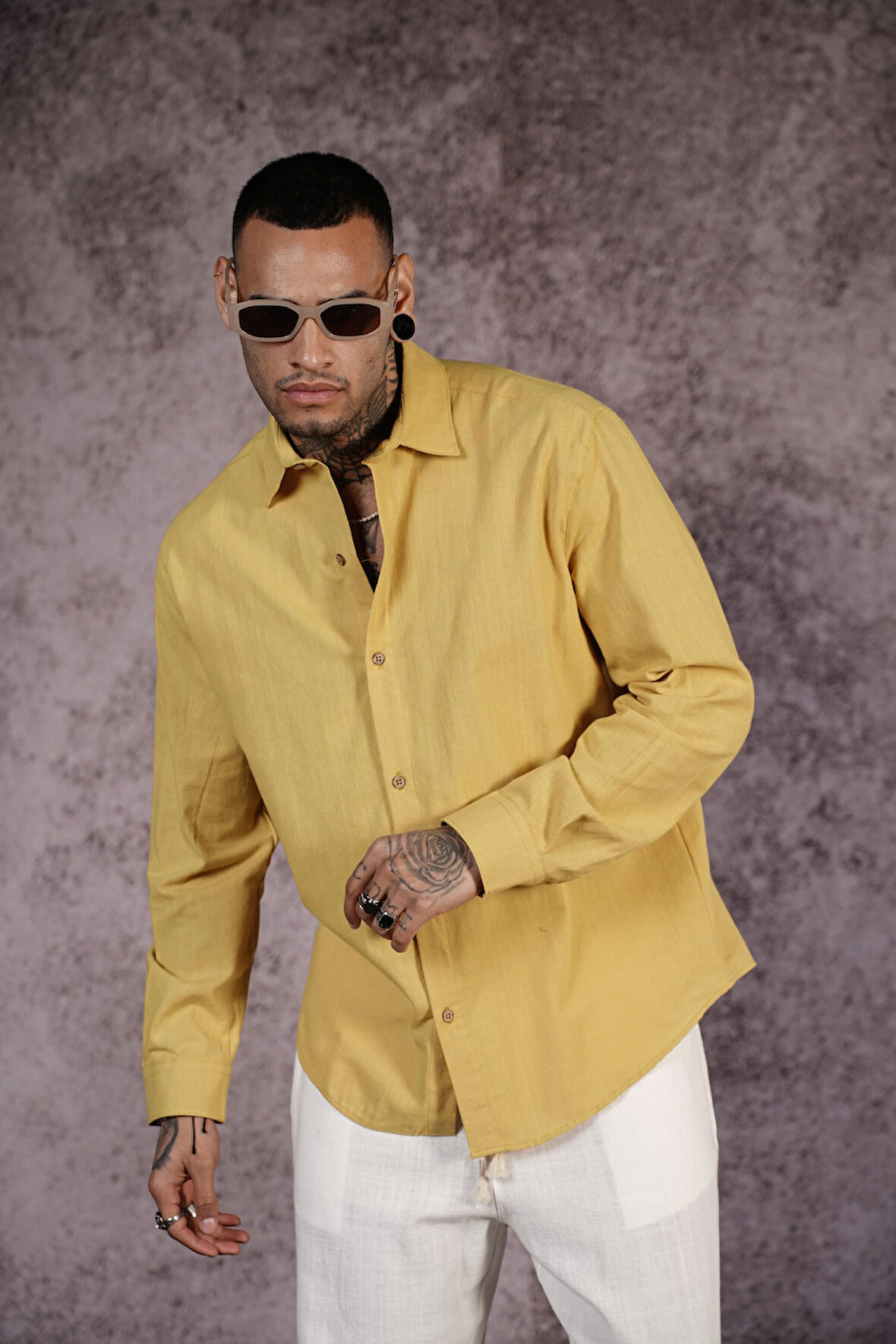 Regular Kalıp Düz Keten Erkek Gömlek