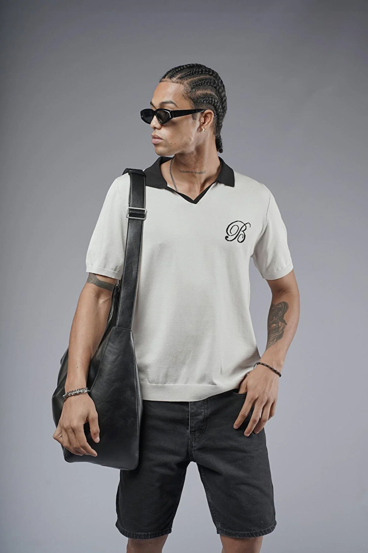 Polo Yaka Reglan Kol Regular Kalıp Triko Tişört