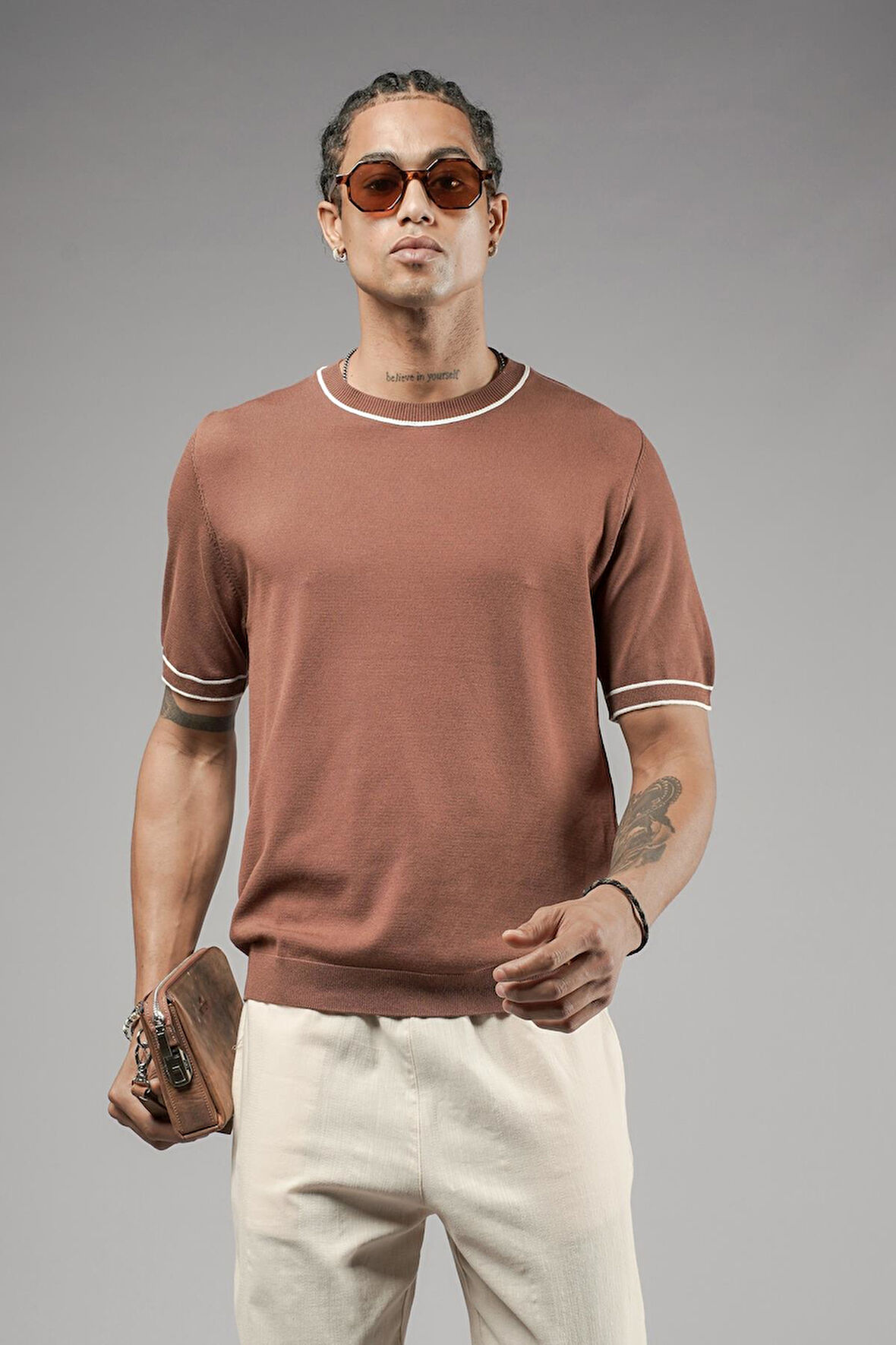 Bisiklet Yaka Ribanalı Regular Kalıp Triko Tişört