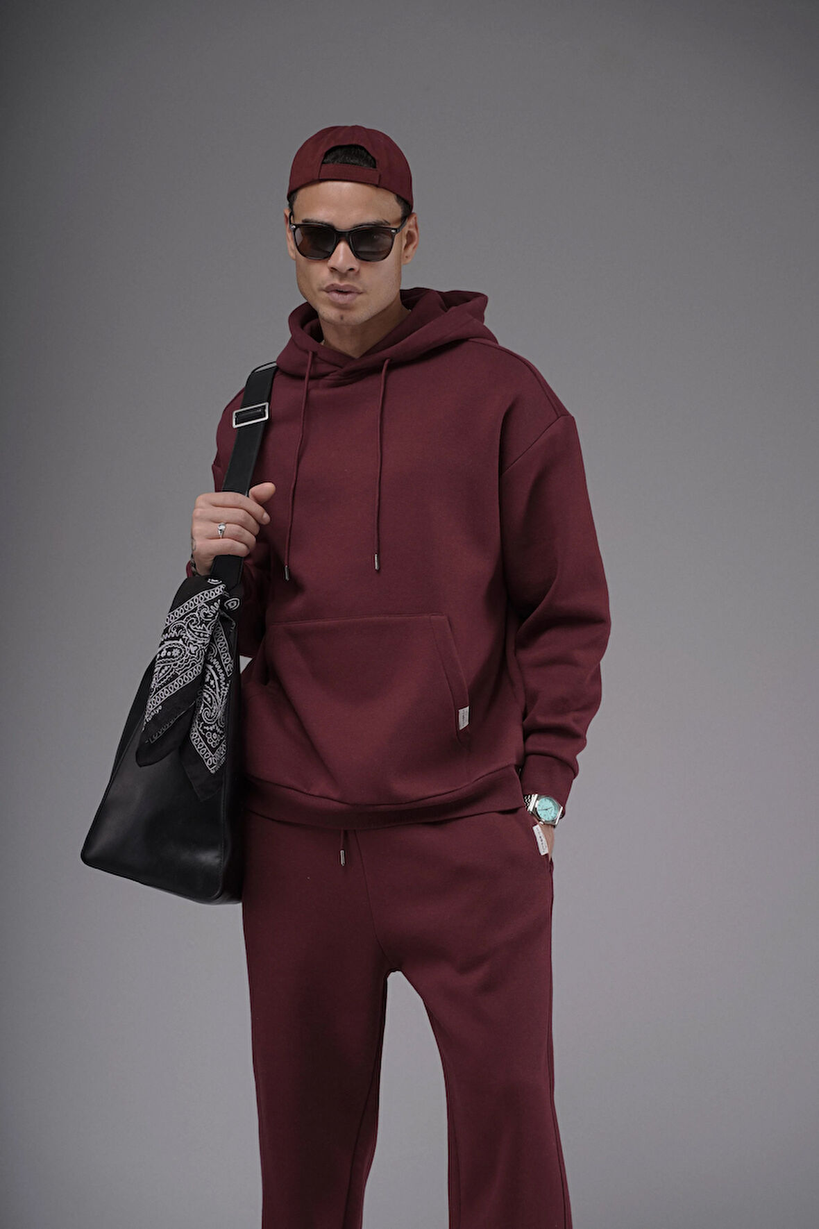 Oversize Kalıp Kanguru Cepli Kapuşonlu Düz Alt Üst Takım