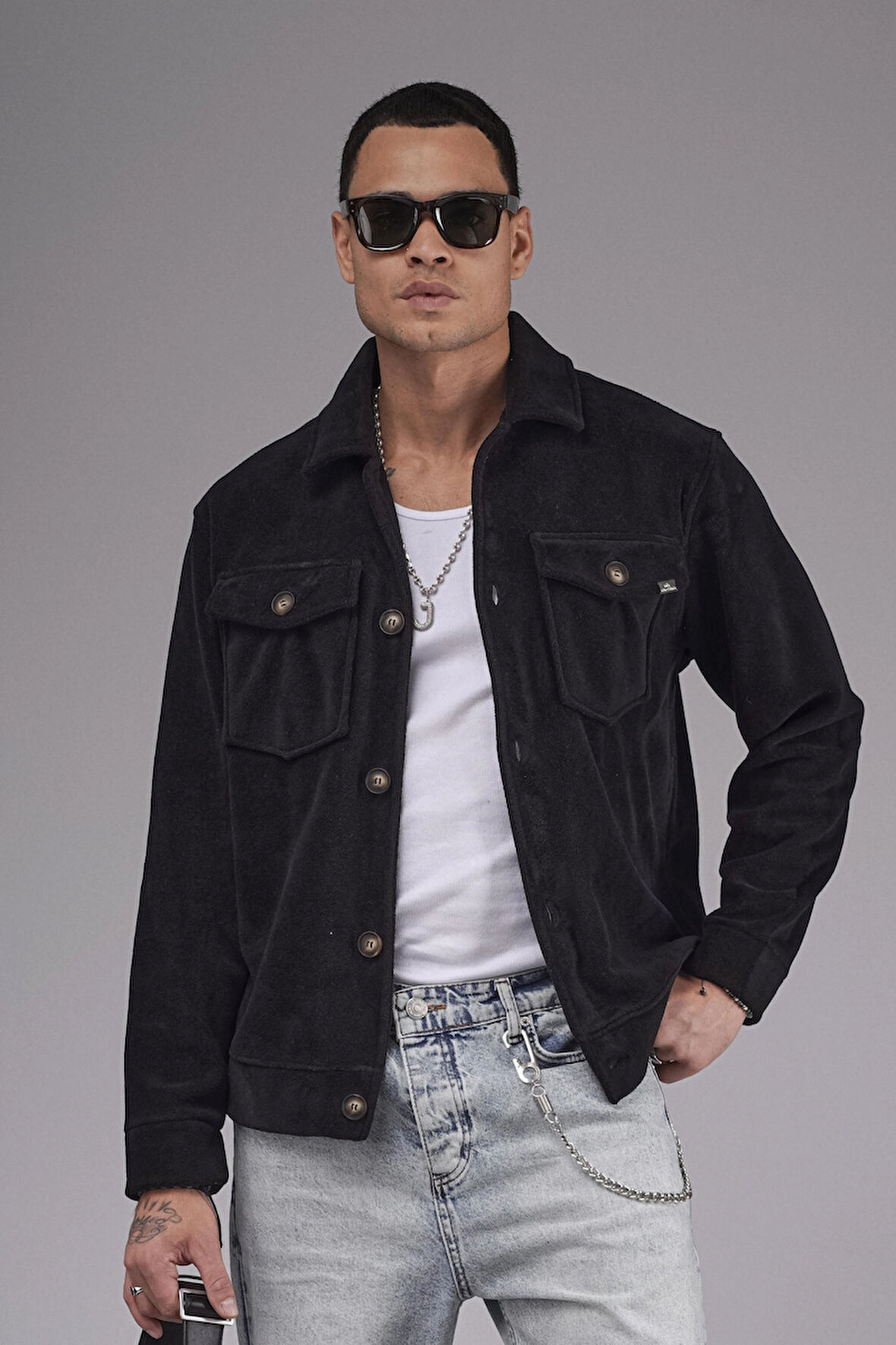 Regular Kalıp Cepli Düz Kaşe Erkek Gömlek