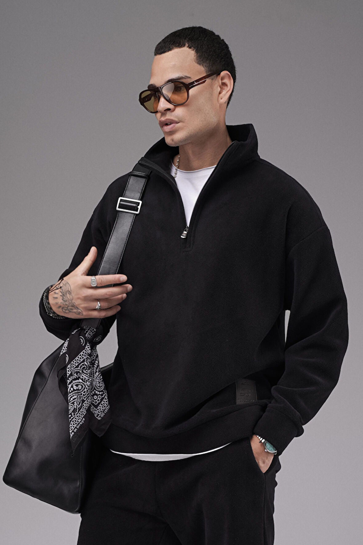 Oversize Kalıp Yakası Fermuarlı Polar Alt Üst Takım