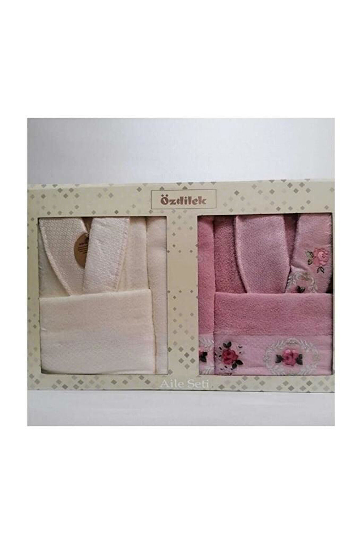 Özdilek Manolya Aile Bornoz Seti