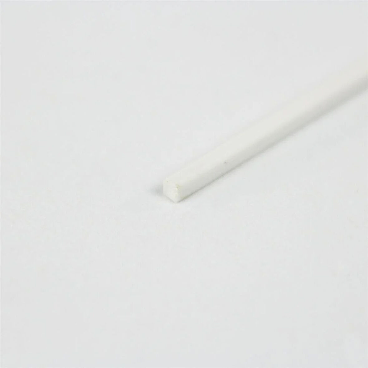 CP Model B01-004 Maketler İçin ABS Kare Çubuk, 2x2x500 Mm