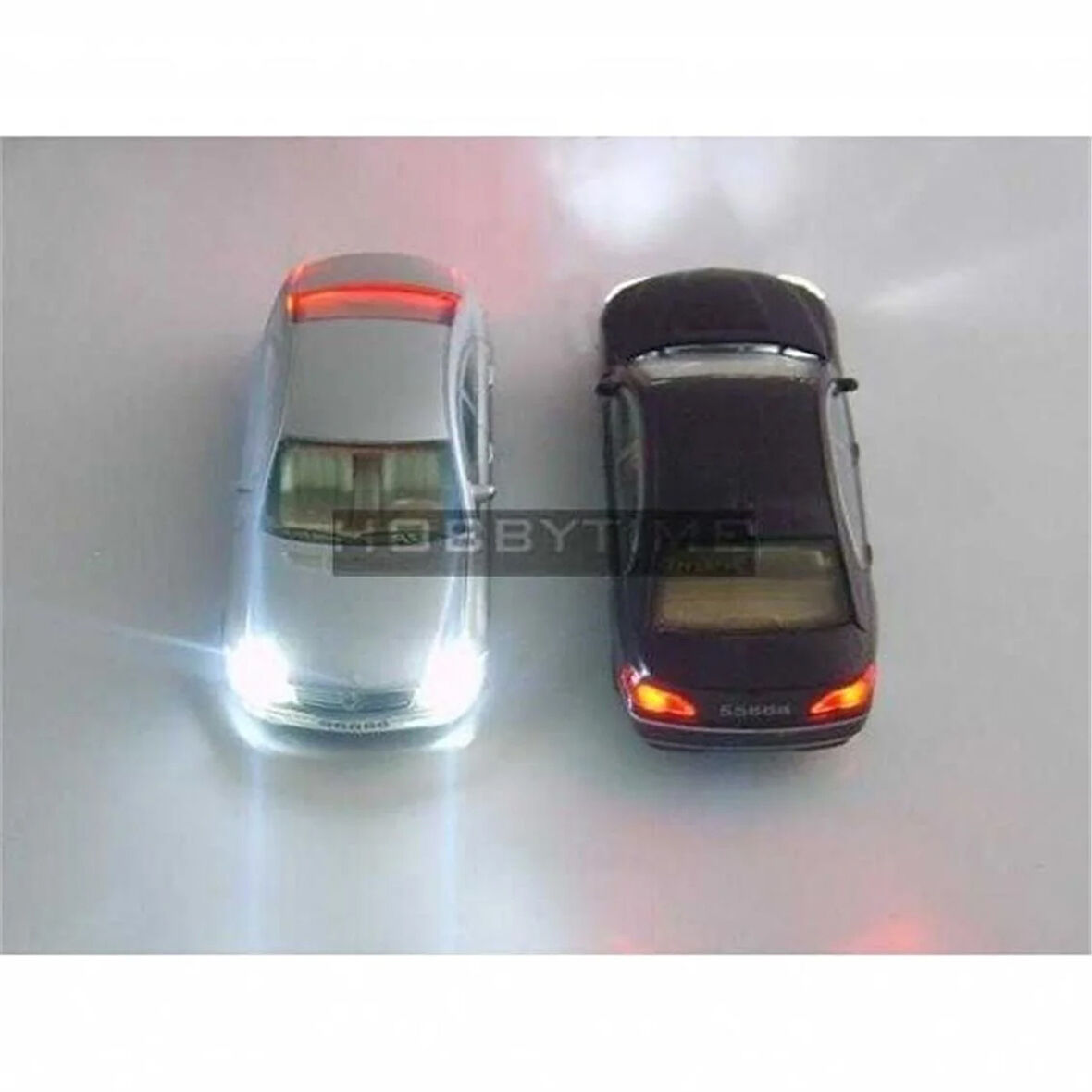 CP Model EC504 1/50 Ölçek, Işıklı Araba Maketi, 1 Adet