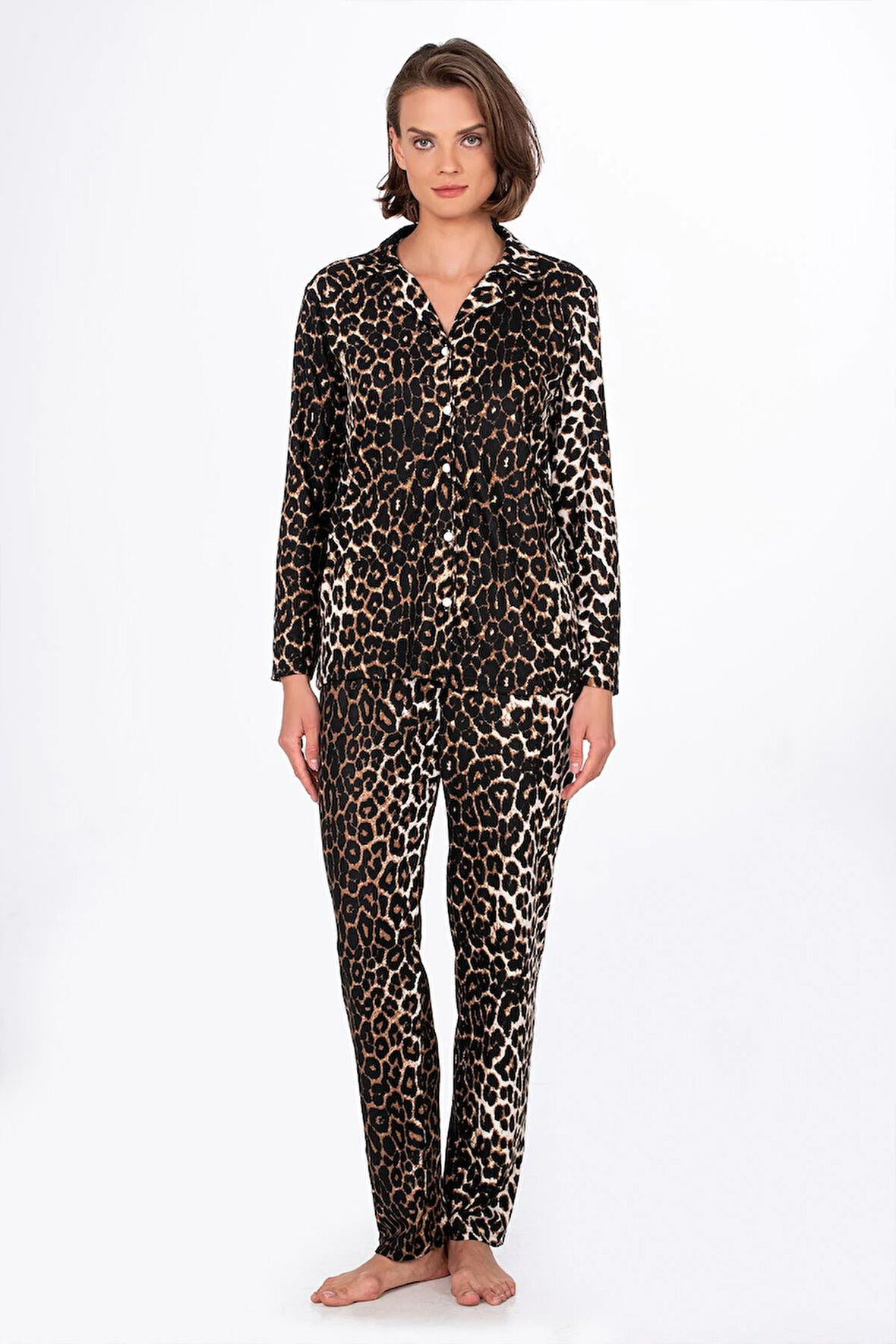 Kadın Süet Önden Düğmeli Pijama Takımı | Leopar