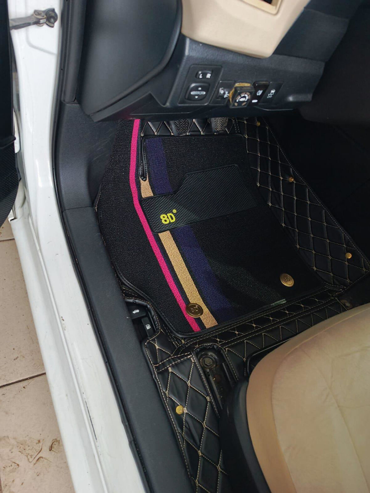 Toyota Corolla 2013-2018 Arası Araca Özel 8d Çift Katmanlı Havuzlu Paspas Takımı