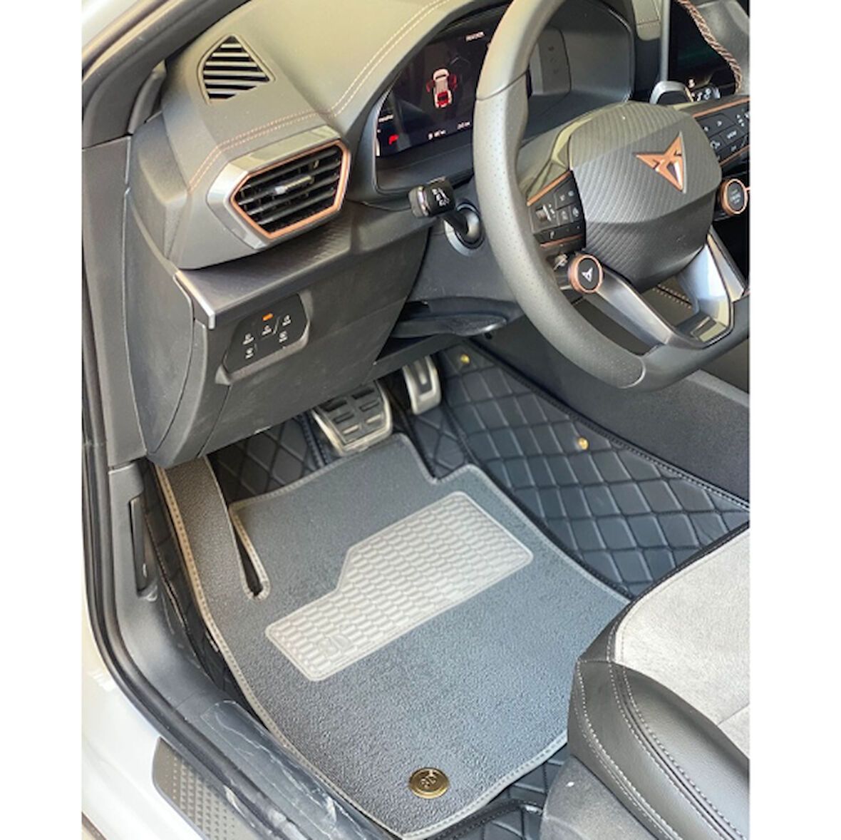 Cupra 2023 Sonrası Aracına Özel Havuzlu 8d Çift Katmanlı Havuzlu Paspas Takımı