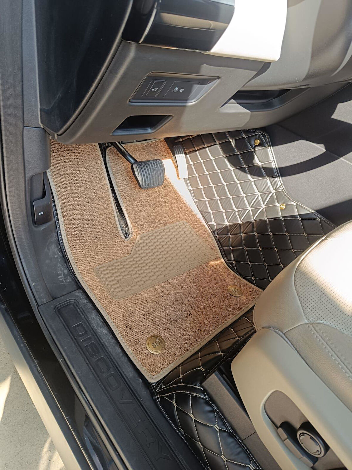 Land Rover Discovery 2017-2020 Arası Aracına Özel 8d Çift Katmanlı Havuzlu Paspas Takım (Bagaj Dahil)