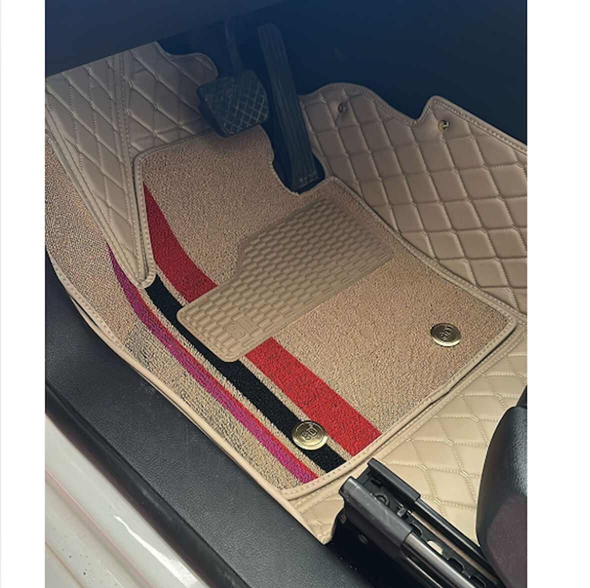 Volkswagen Caddy 2010-2020 Arası Aracına Özel 8d Çift Katmanlı Havuzlu Paspas Takımı