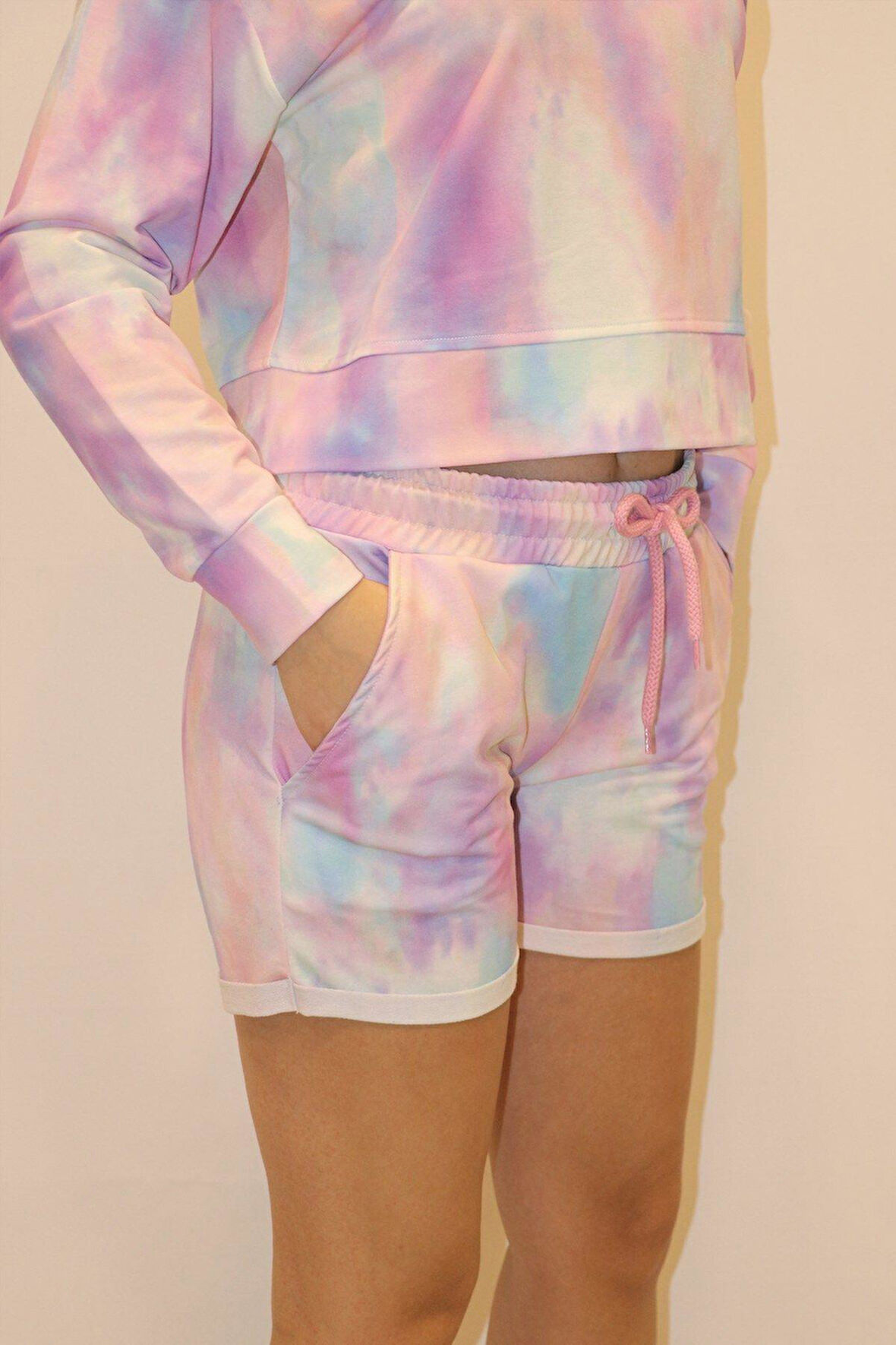 Rich Kadın Batik Şort