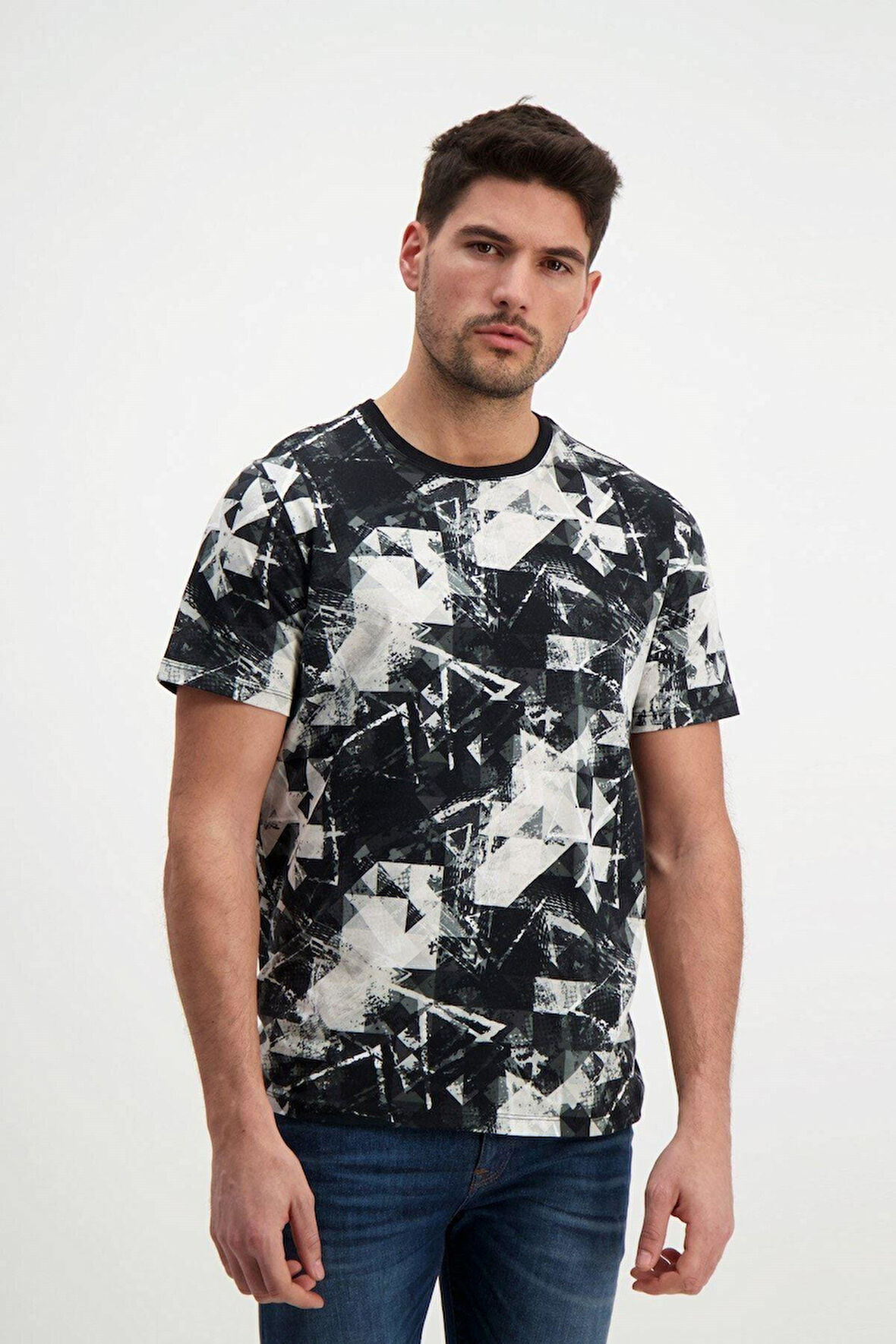Siyah Desenli Erkek Bisiklet Yaka T-shirt