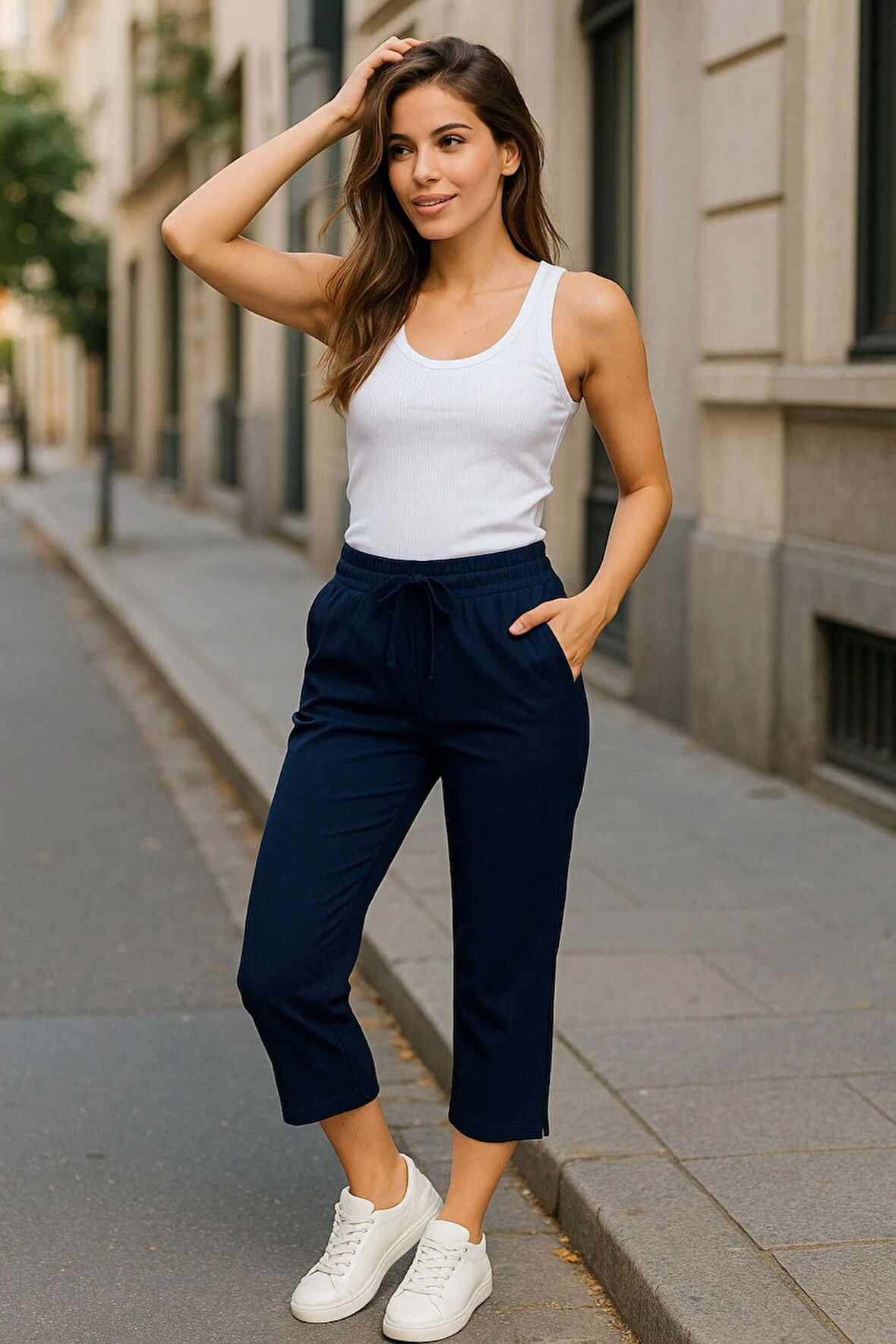Kadın Capri Beli Lastikli Rahat Kesim Günlük Düz Lacivert Kapri Pantolon