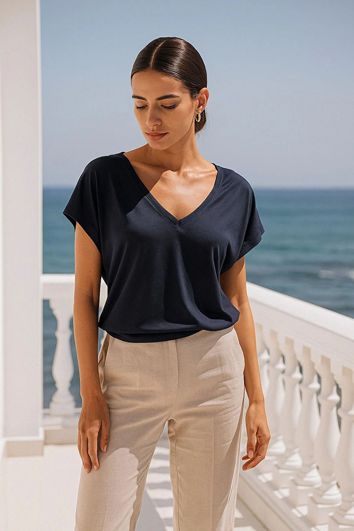 Kadın Koyu Lacivert Viskon Ön Arka V Yakalı T-shirt Yarasa Kol Relaxed Bluz