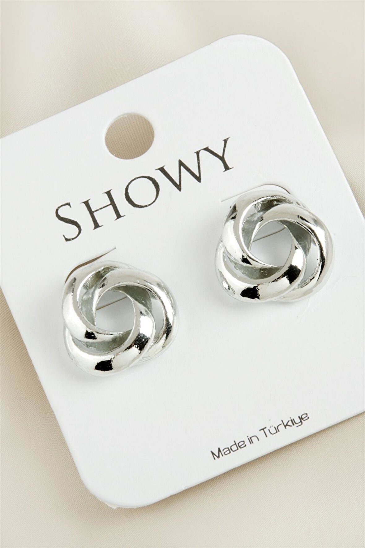 Oval Çiçek Yeni Sezon Metal Küpe