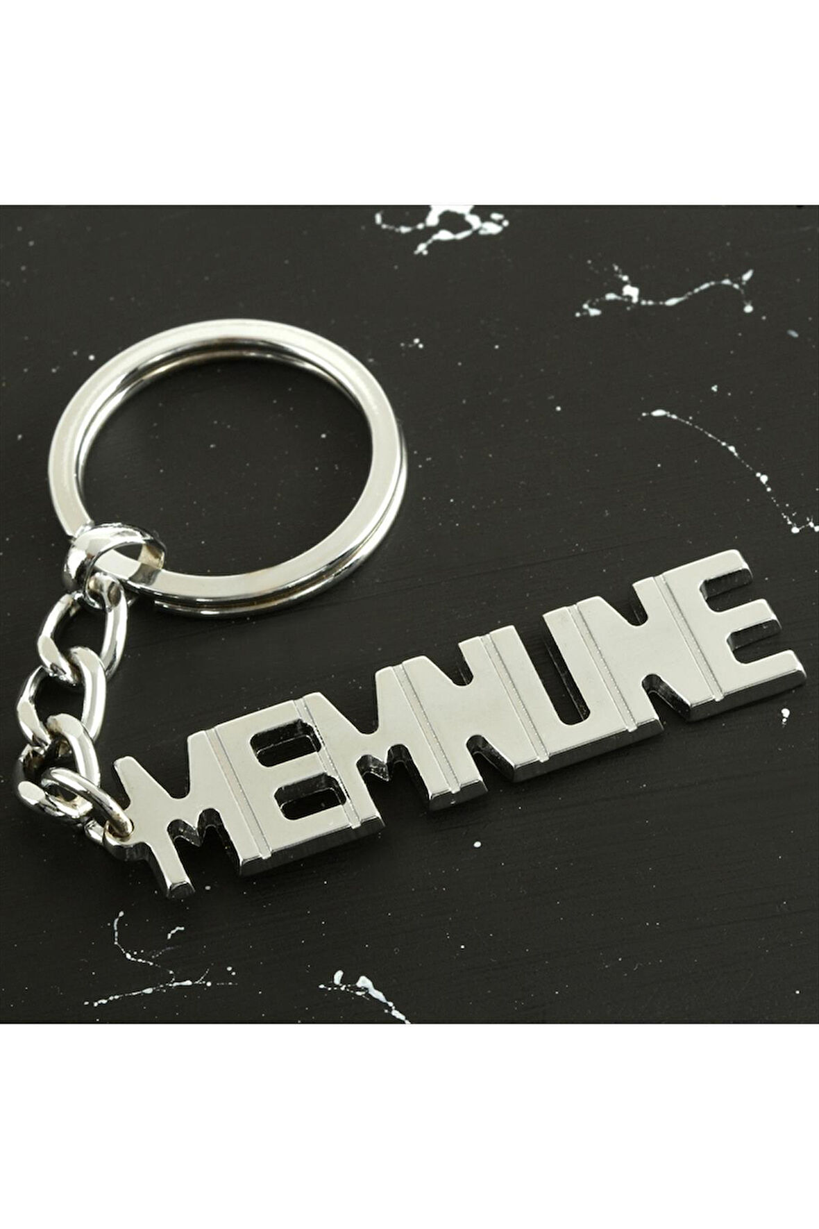 Memnune İsimli Anahtarlık