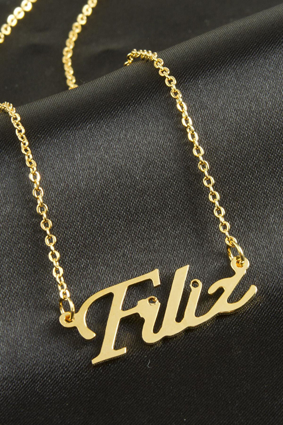 Filiz isimli kolye (Kişiye Özel)