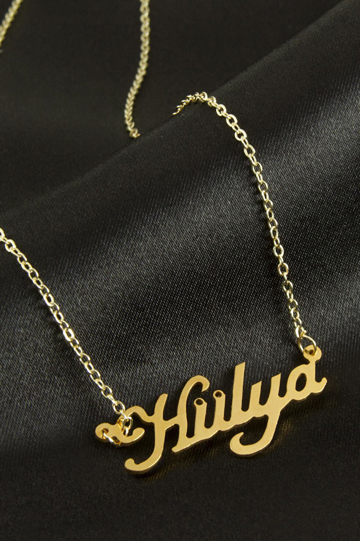Hülya isimli kolye (Kişiye Özel)