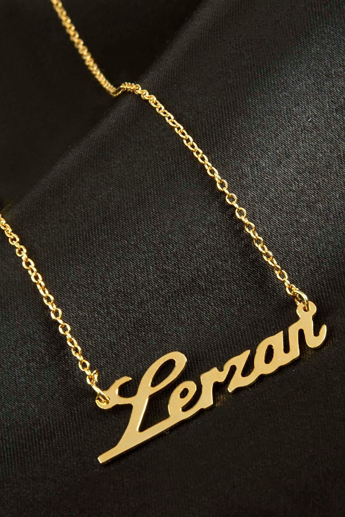 Lerzan isimli kolye (Kişiye Özel)