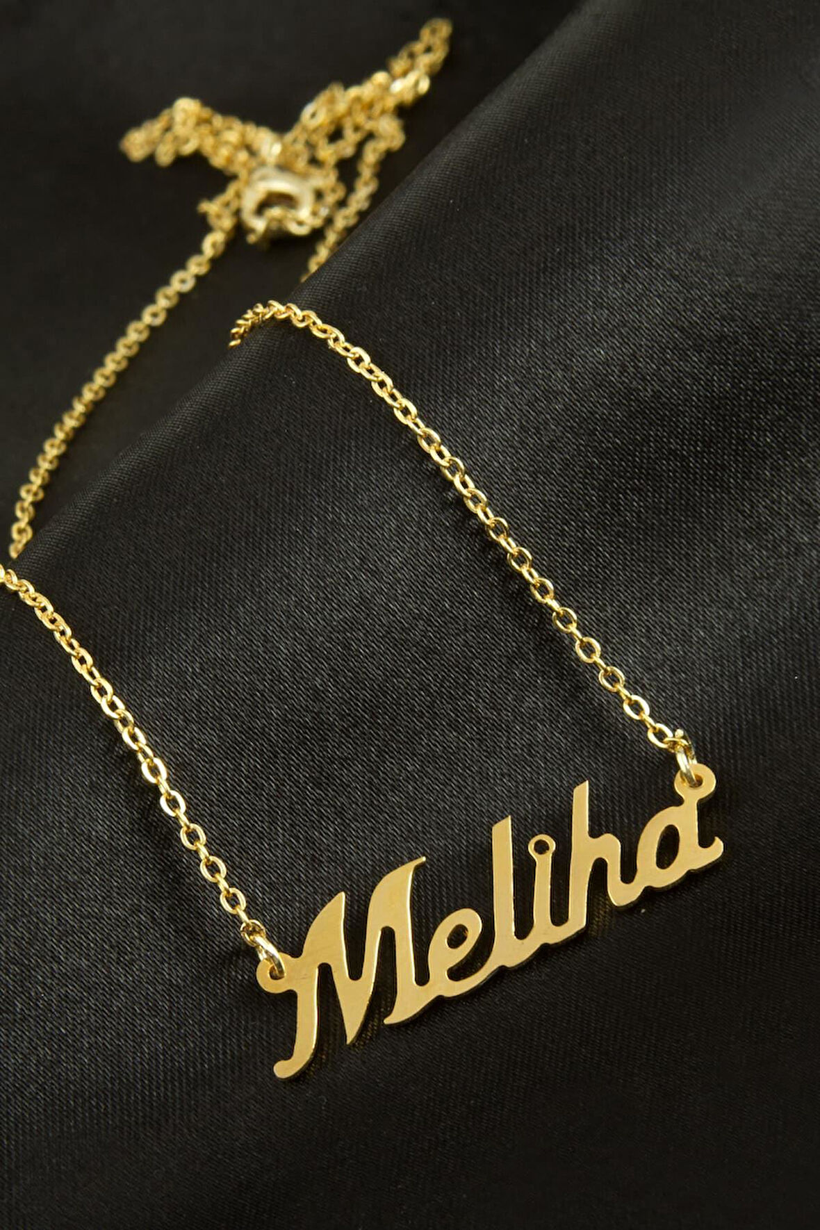 Meliha isimli kolye (Kişiye Özel)