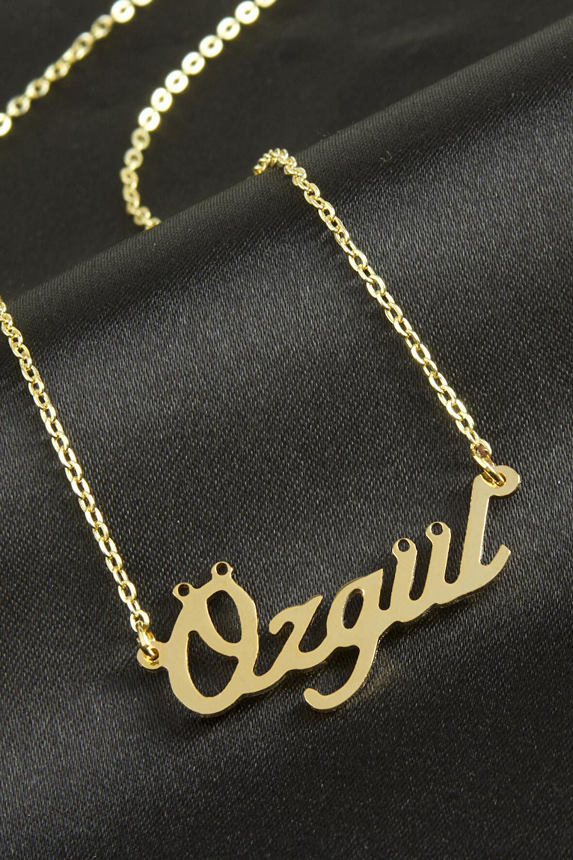Özgül isimli kolye (Kişiye Özel)