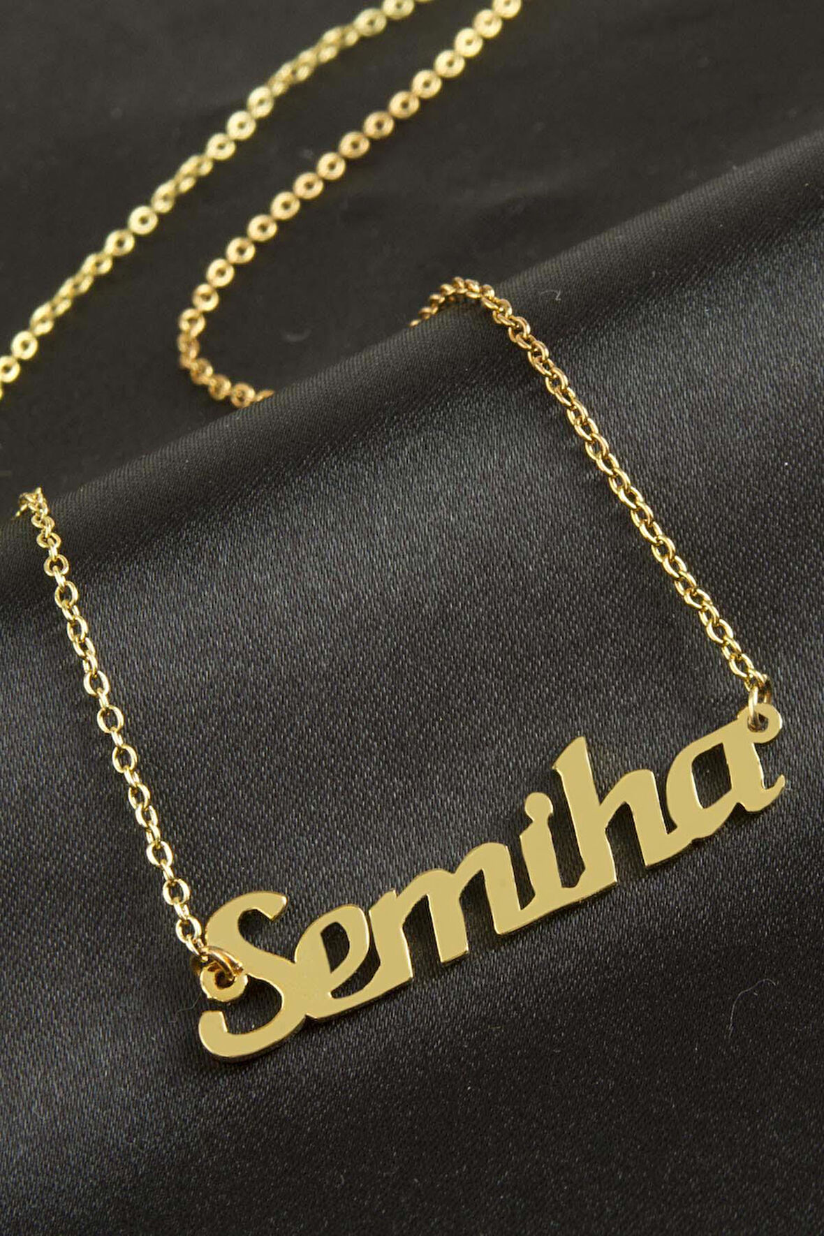 Semiha isimli kolye (Kişiye Özel)