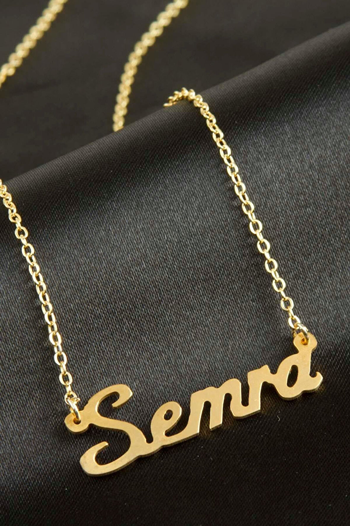 Semra isimli kolye (Kişiye Özel)