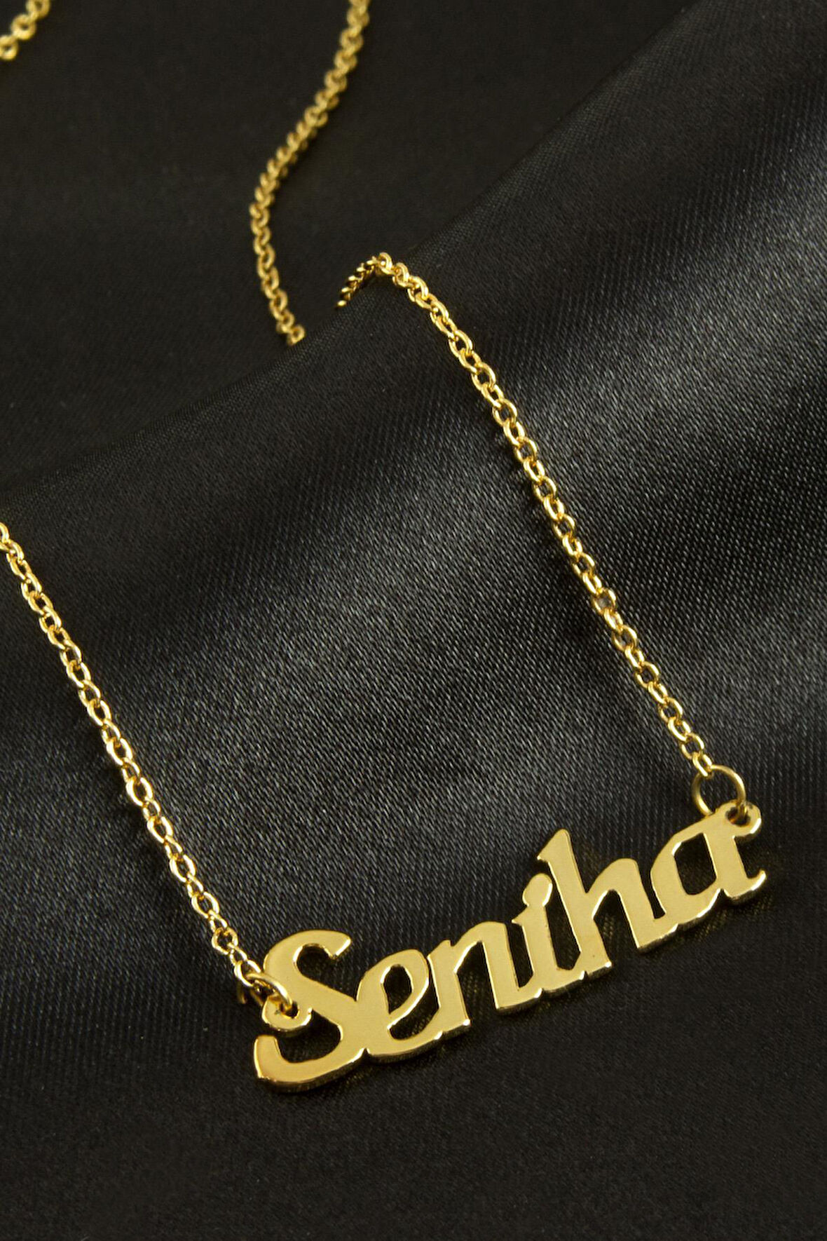 Seniha isimli kolye (Kişiye Özel)