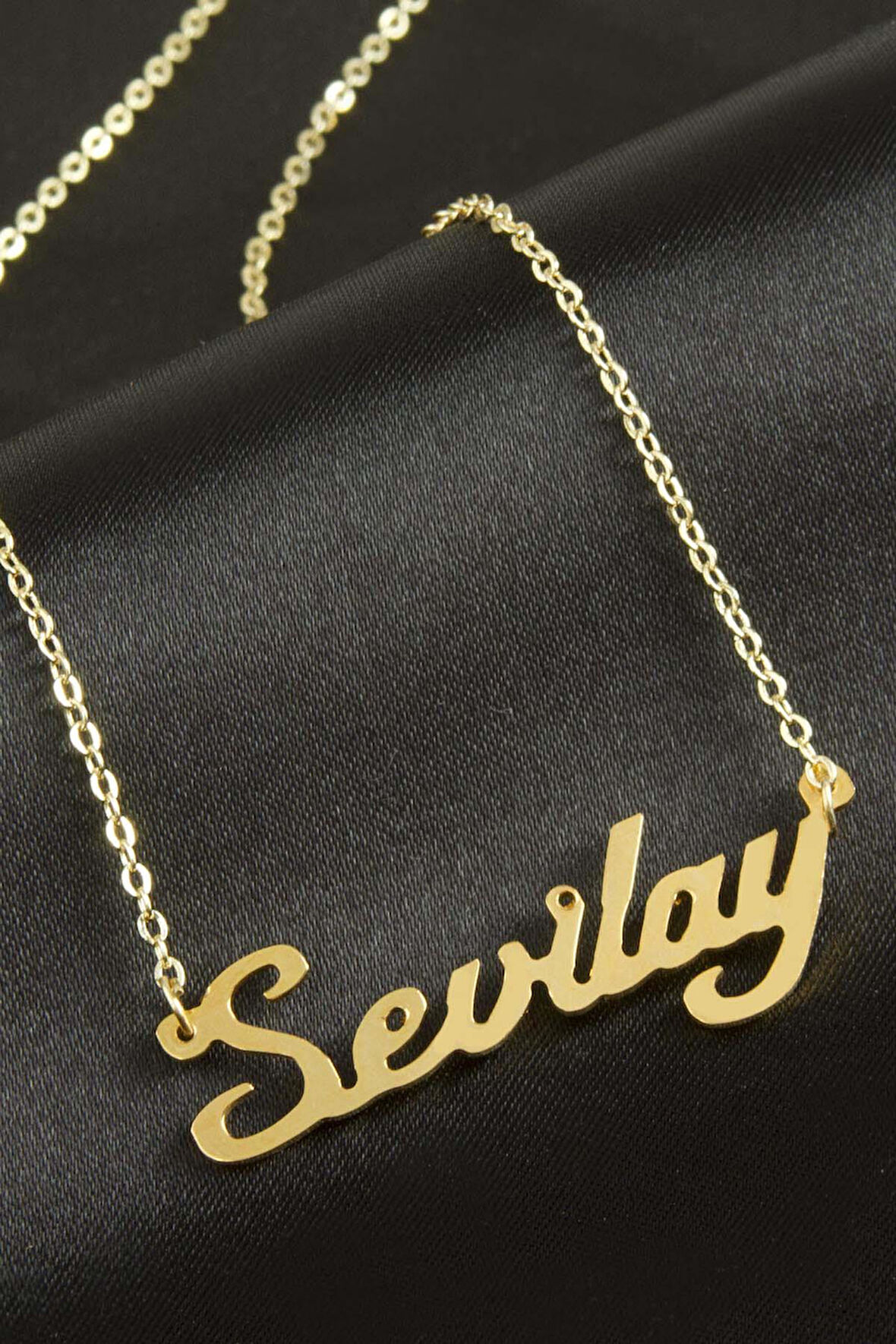 Sevilay isimli kolye (Kişiye Özel)