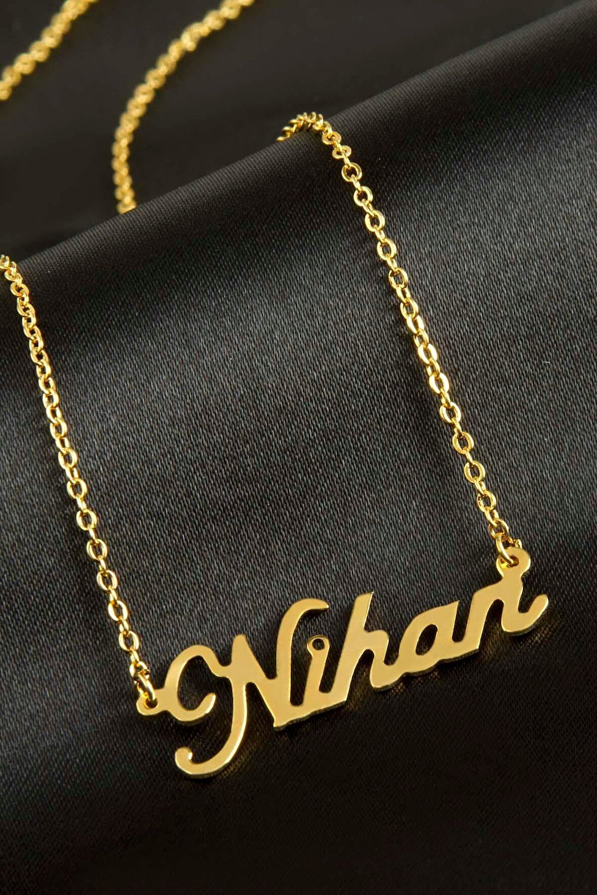 Nihan isimli kolye (Kişiye Özel)