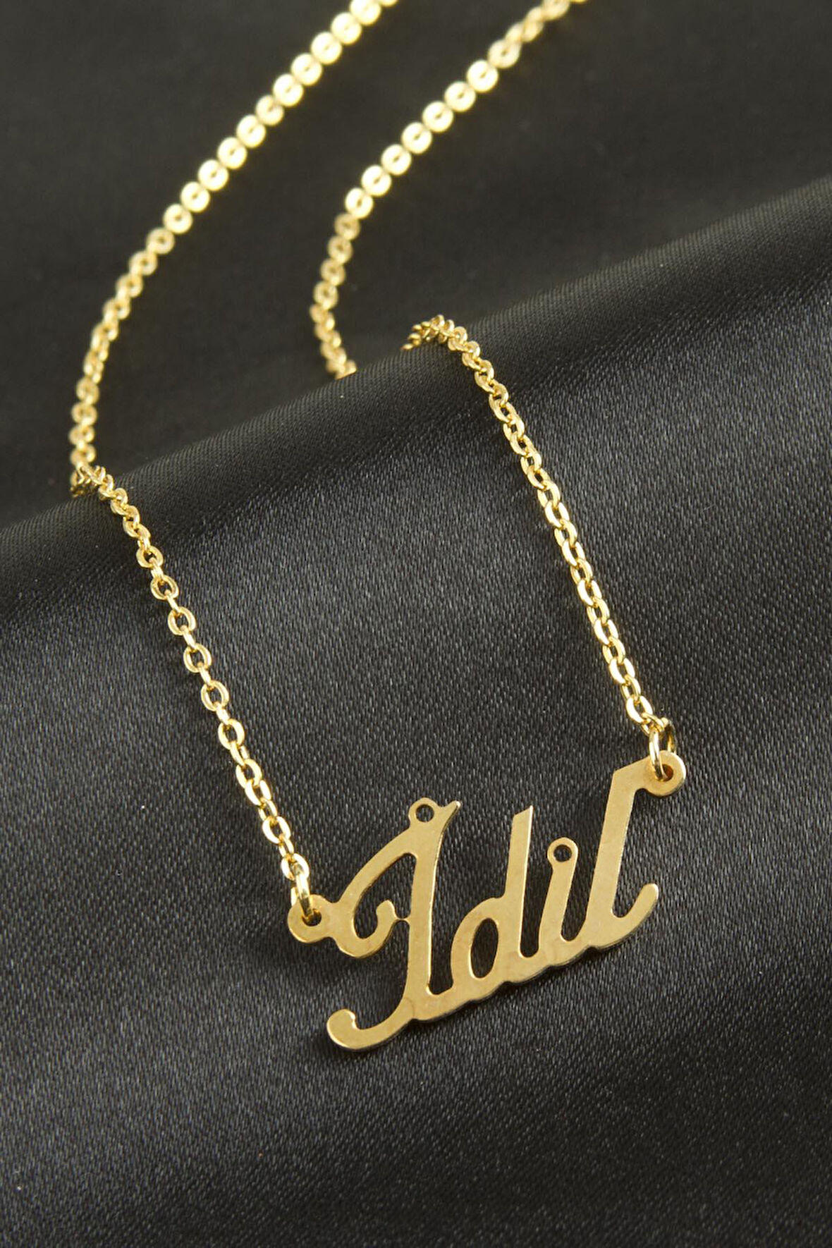 İdil isimli kolye (Kişiye Özel)