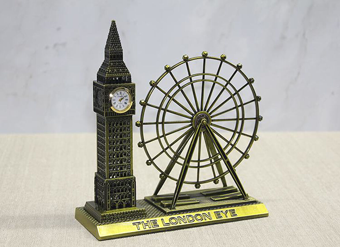 Metal Saat Kulesi Dönme Dolap