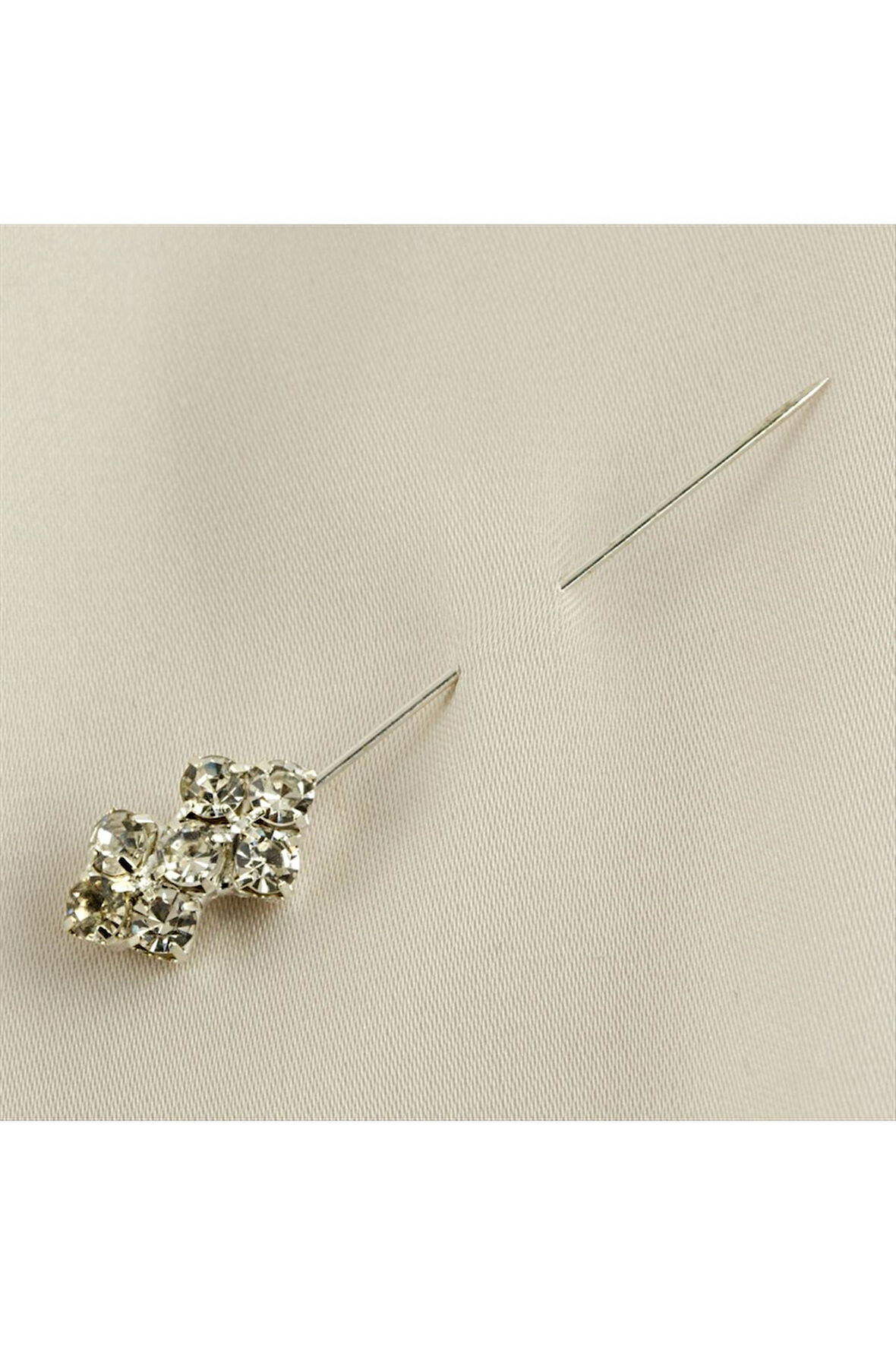 Taşlı Eşarp İğnesi