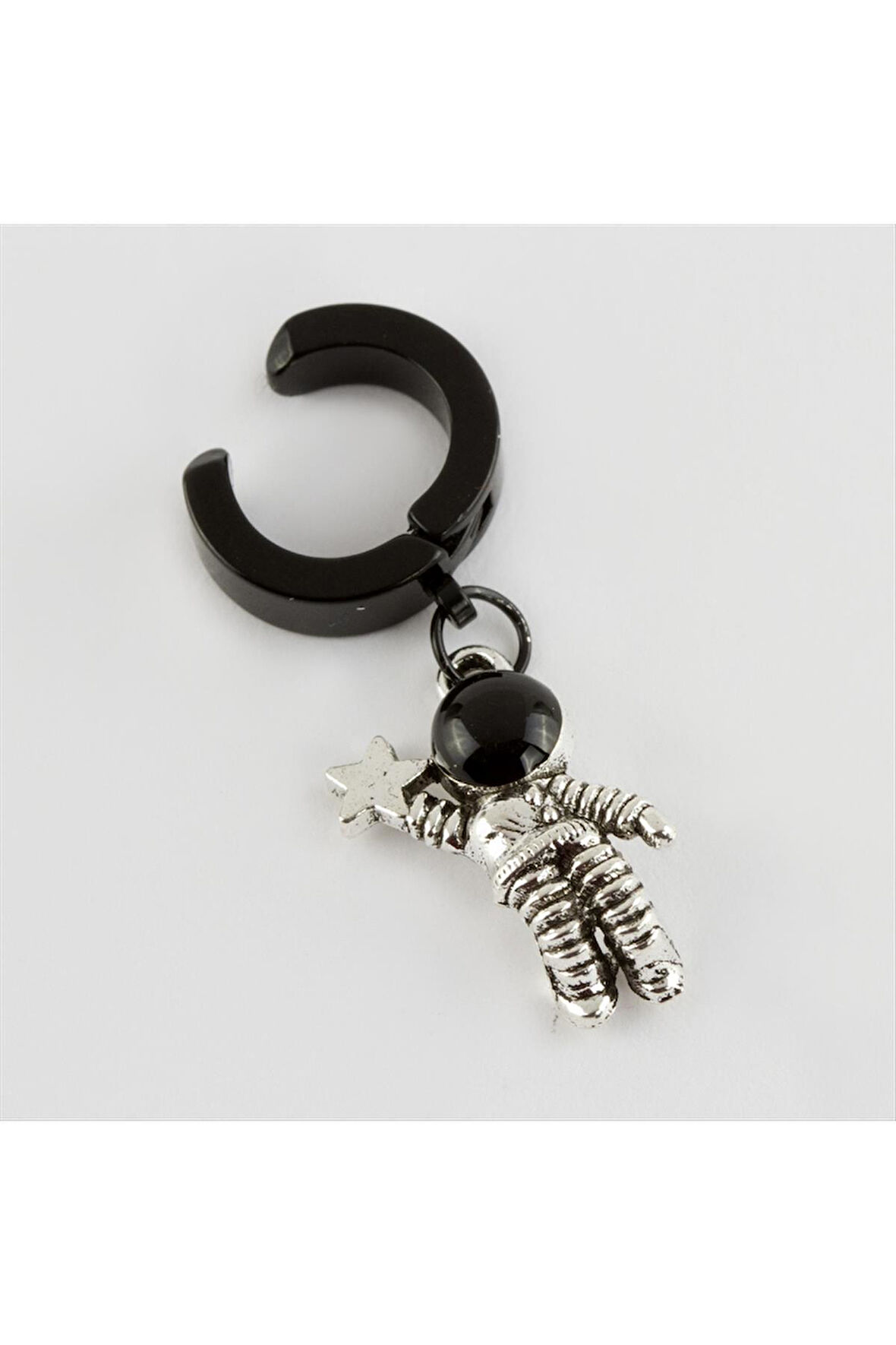 Astronot Figürlü Çelik Erkek Küpe (Kıstırmalı) 1 Adet