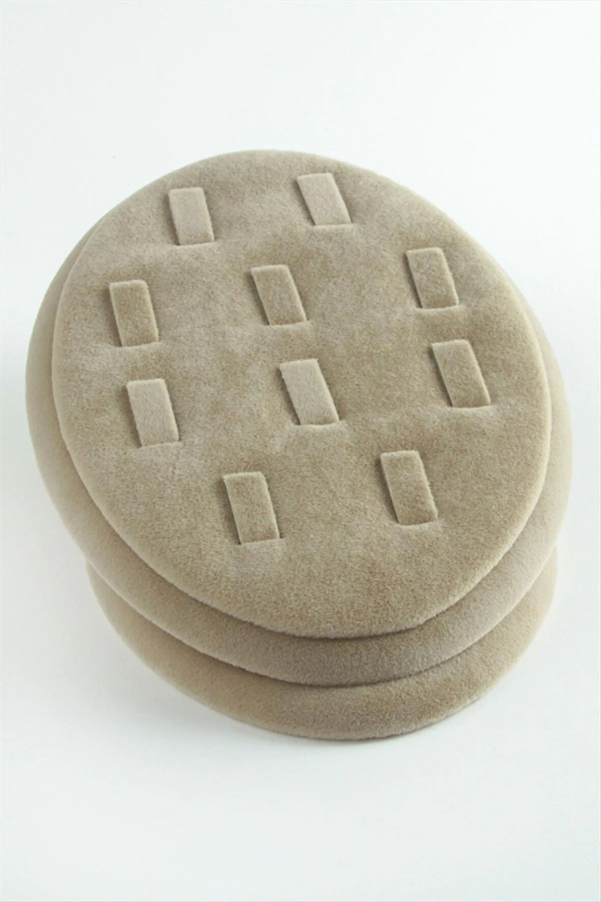 Oval Anfora Kumaş Kaplamalı Yüzük Standı