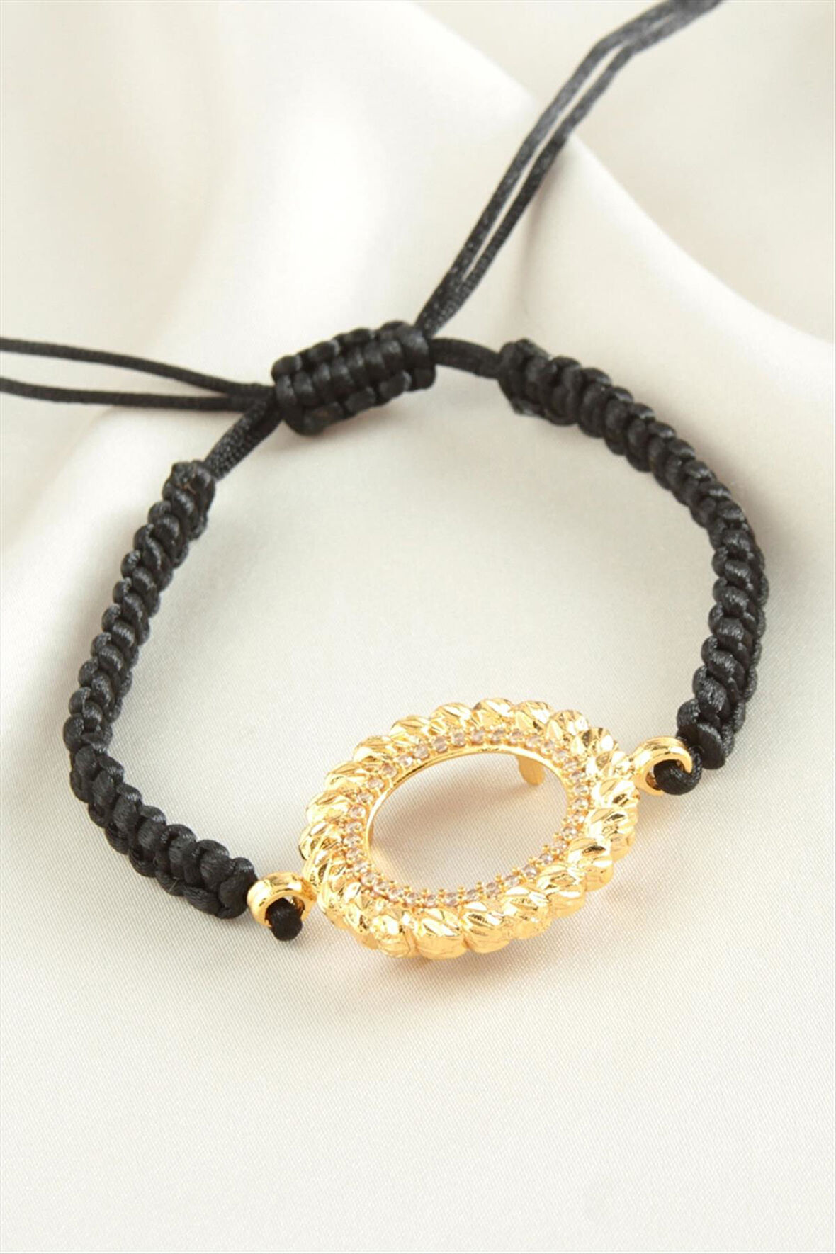 Çeyrek Altın Koyulabilir Makrome Örgülü Bileklik