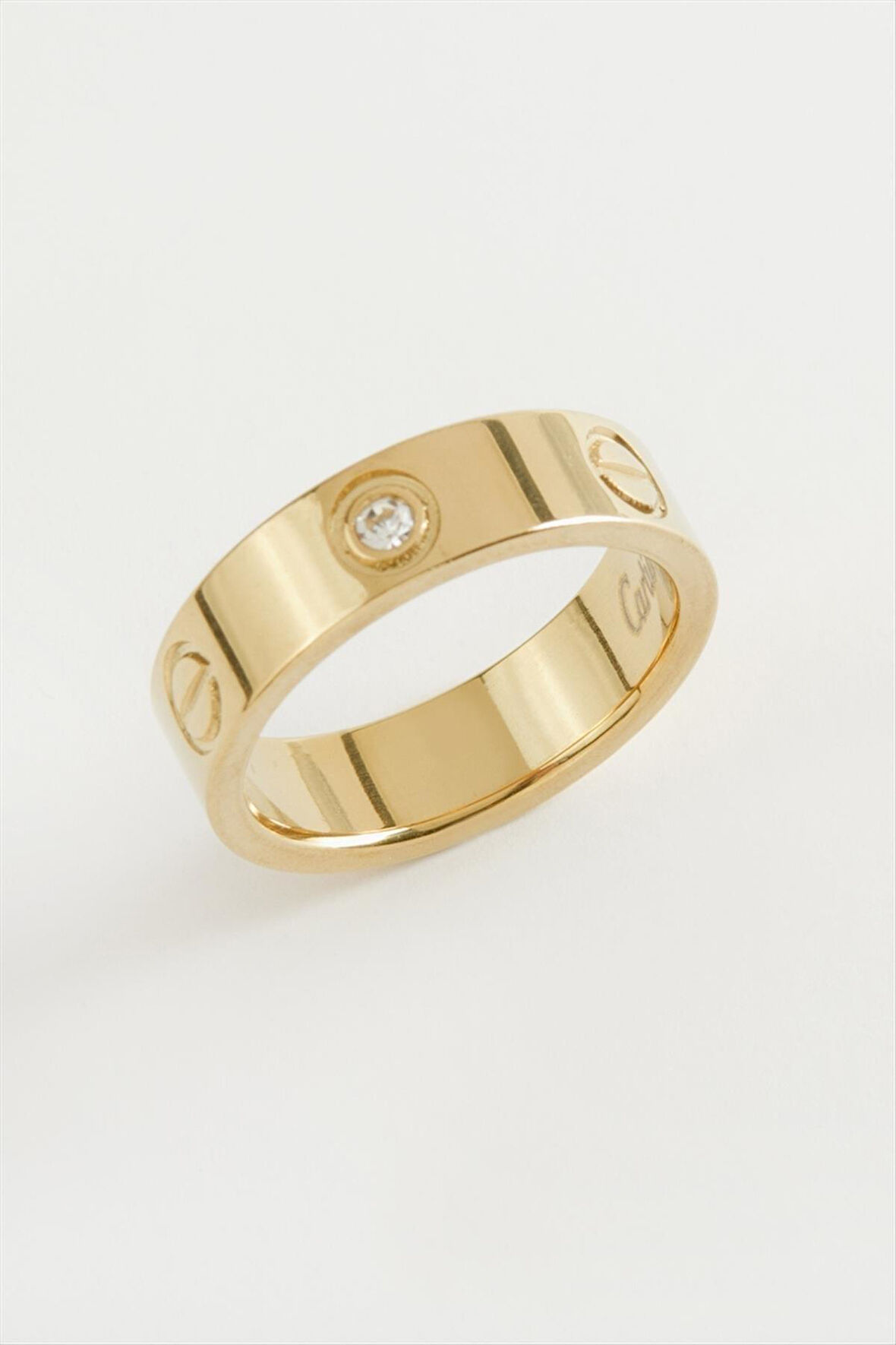 Crt Taşlı Lüks Çelik Yüzük 5 mm