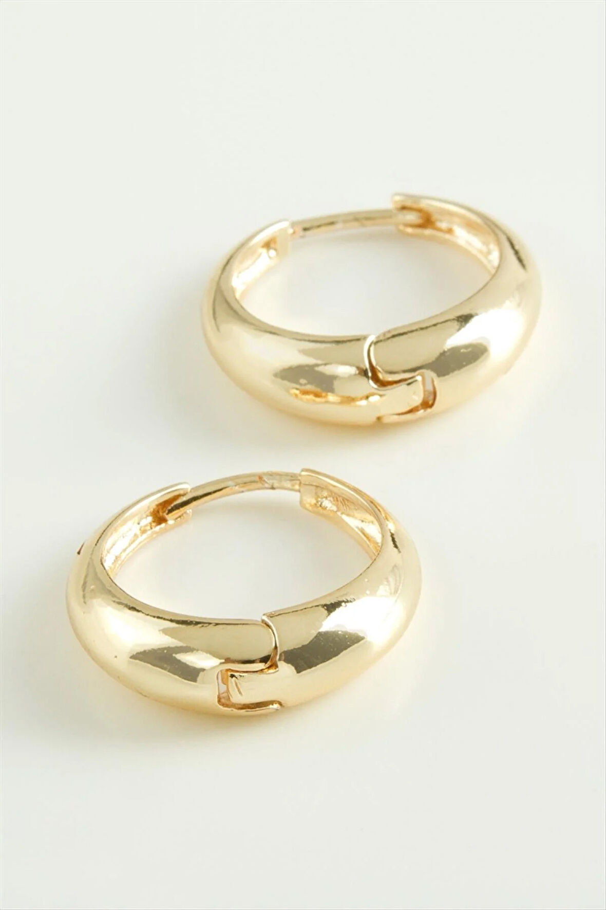 Halka Trend Metal Küpe