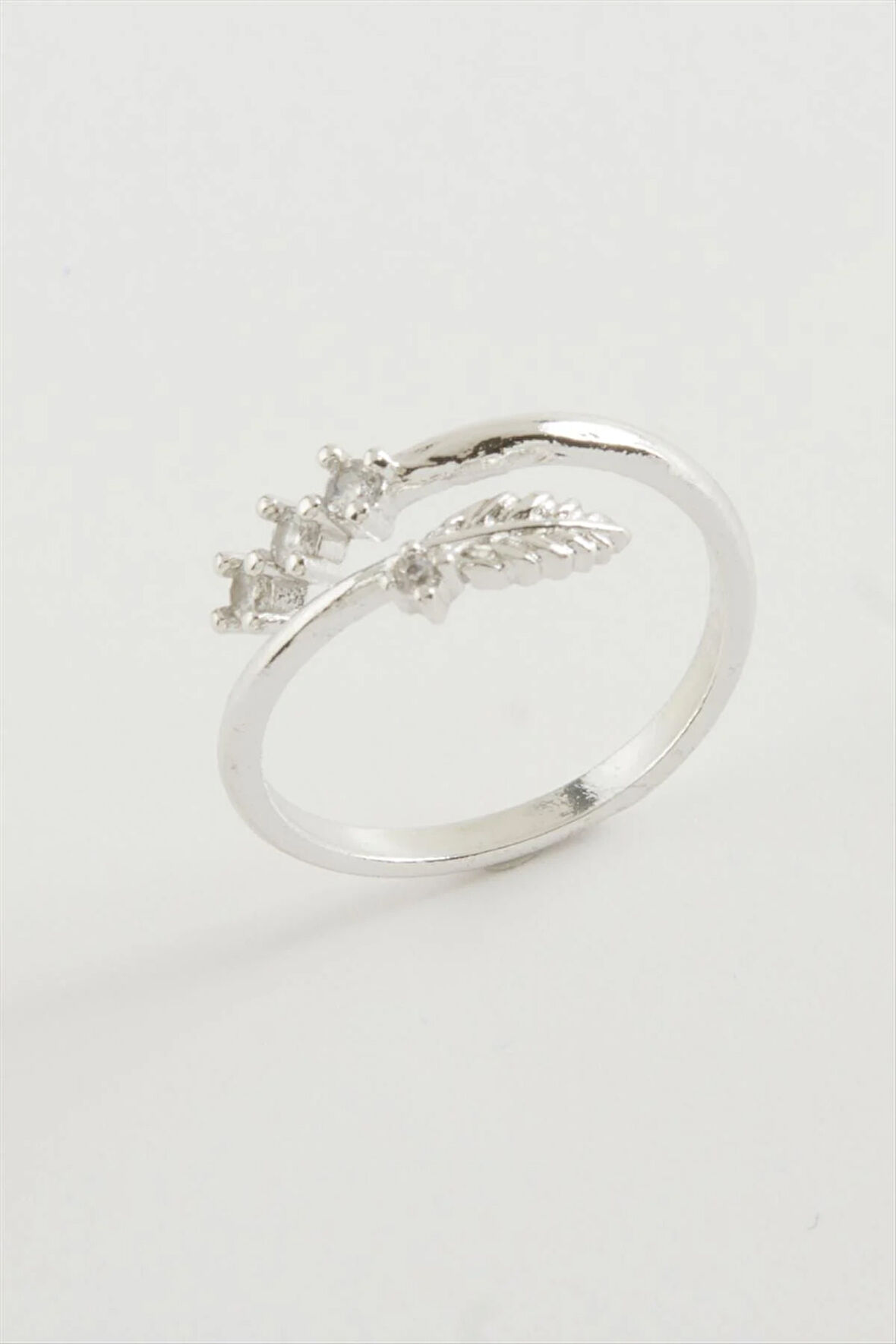 Yaprak Zirkon Taşlı Yüzük