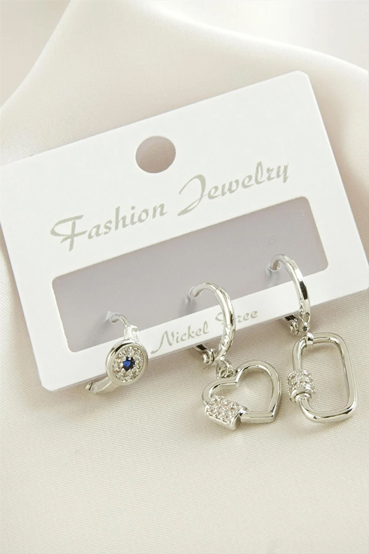 3 Adet Kalp Zirkon Taşlı Küpe