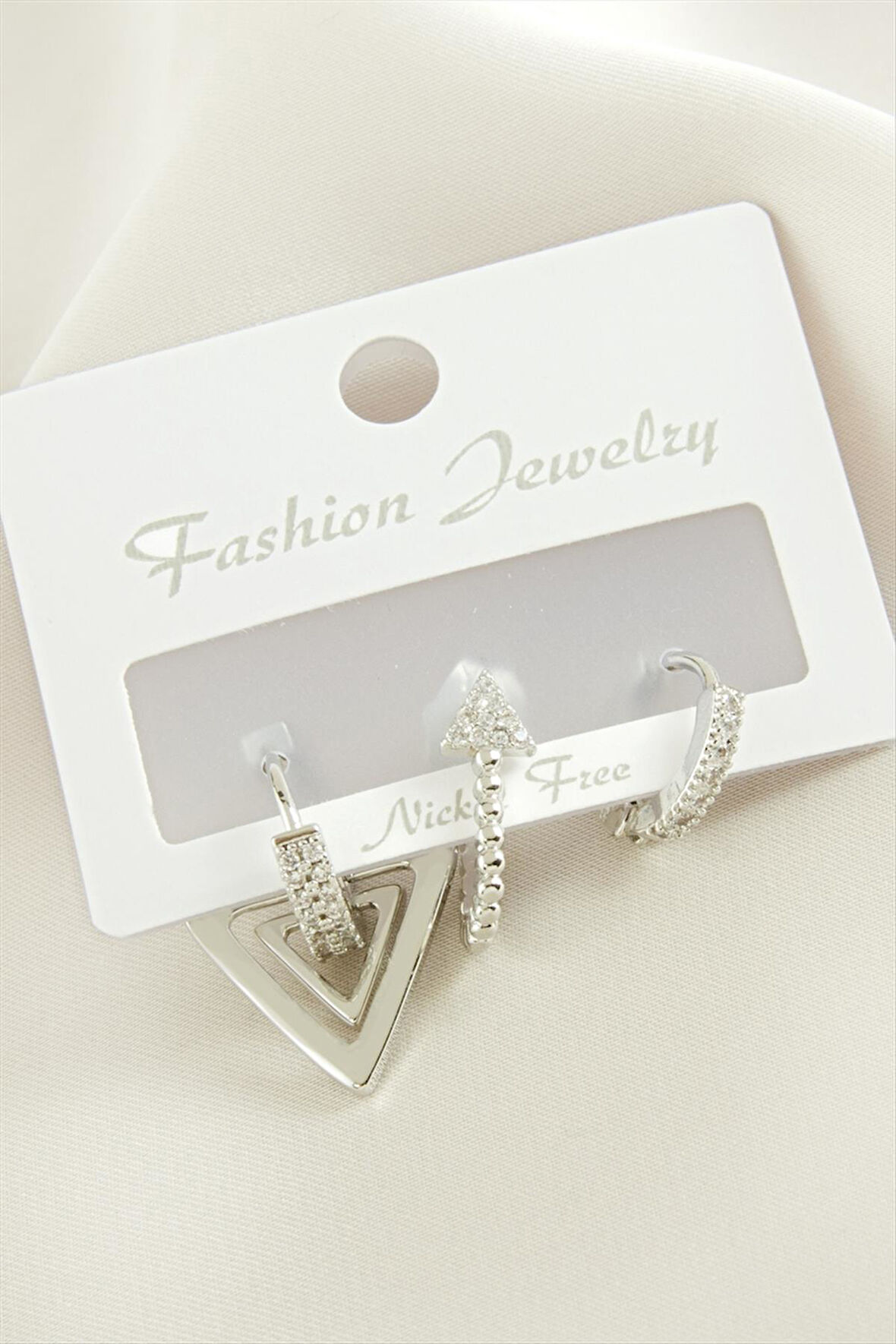 3 Adet Ok Zirkon Taşlı Küpe