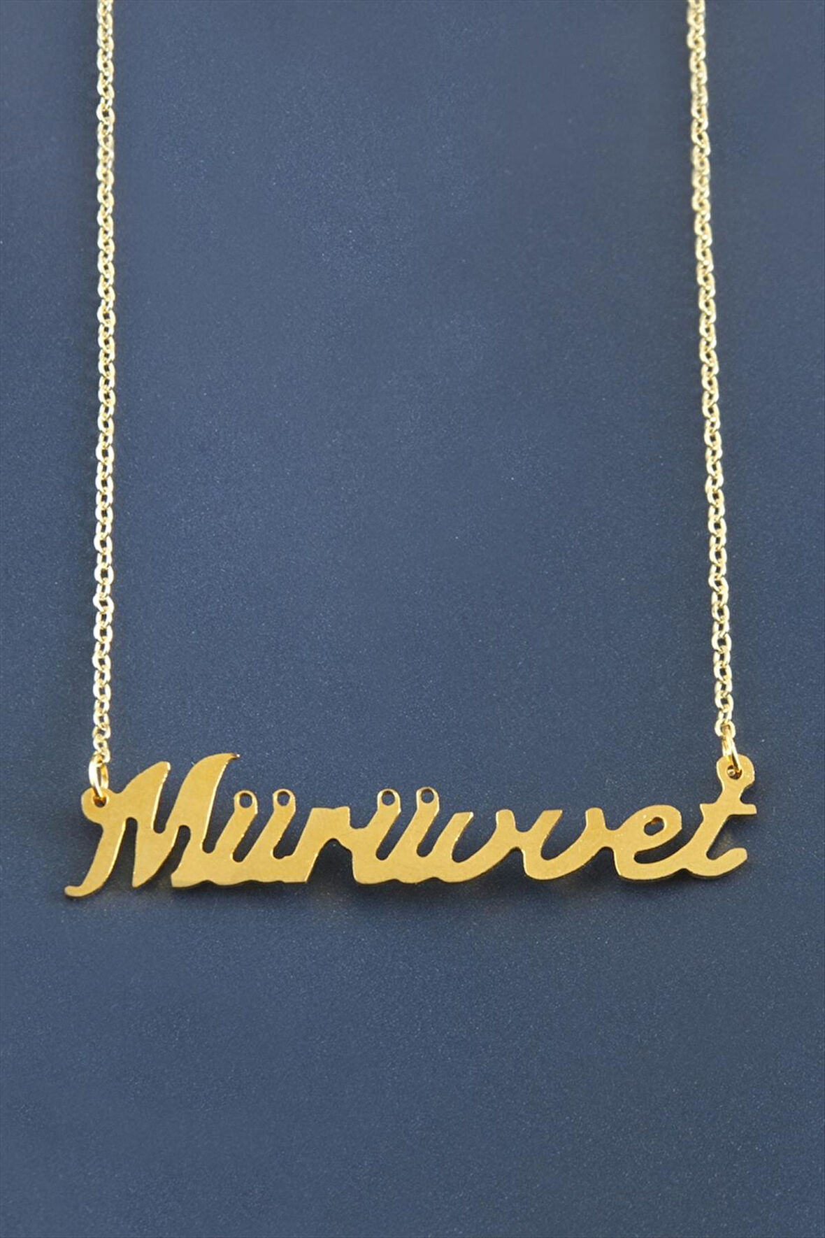 Mürüvvet İsimli Kolye