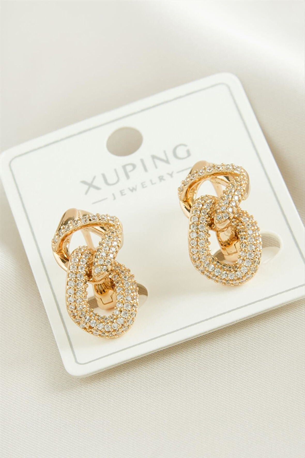 Xuping Zincir Zirkon Taşlı Lüks Çelik Küpe