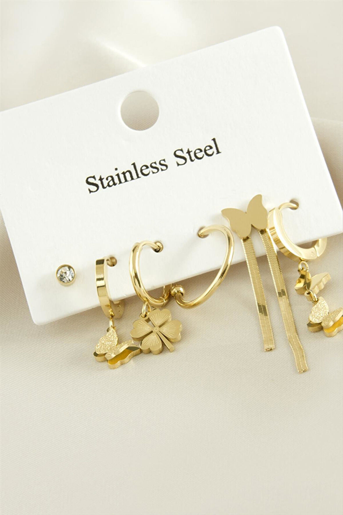 6 Adet Kelebek Lüks Çelik Küpe